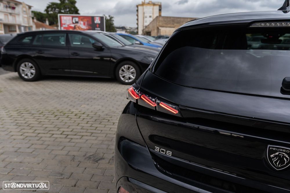 Peugeot 308 1.6 Hybrid GT e-EAT8 - 9