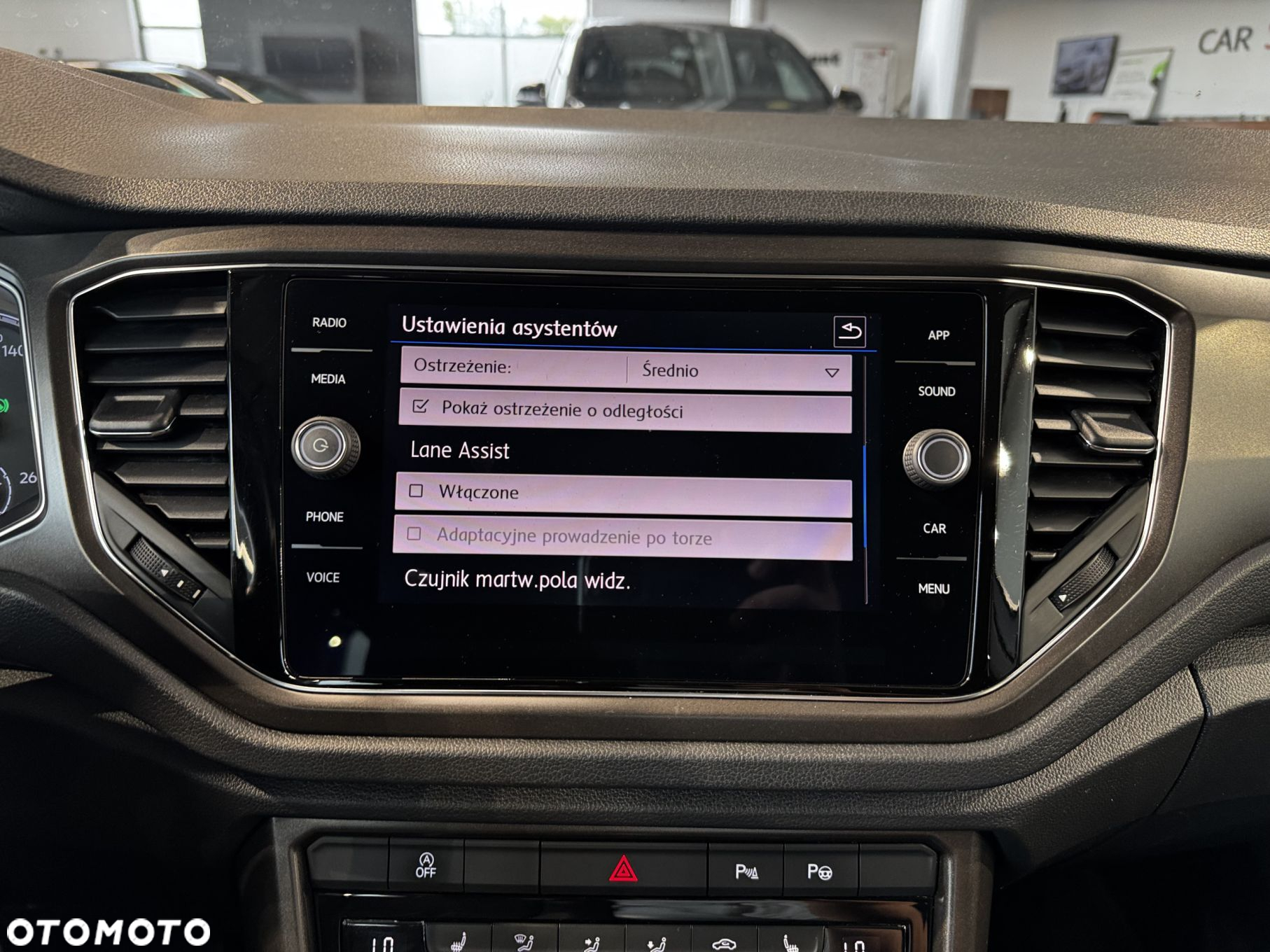 Volkswagen T-Roc - 27