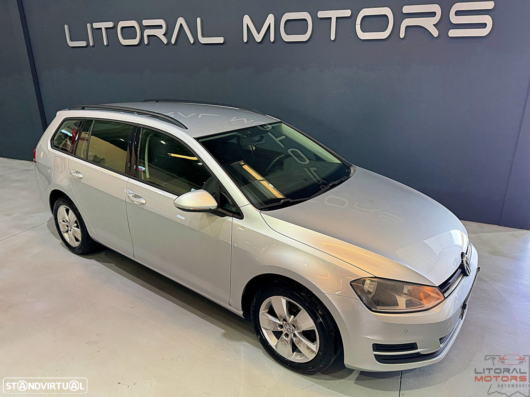 VW Golf Variant 1.6 TDi Confortline - 2