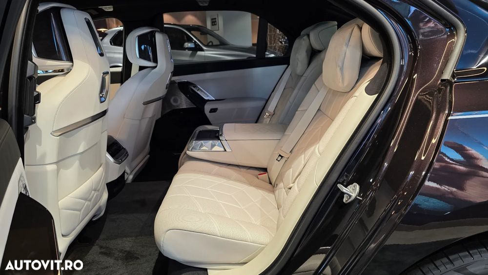 BMW Seria 7 - 9