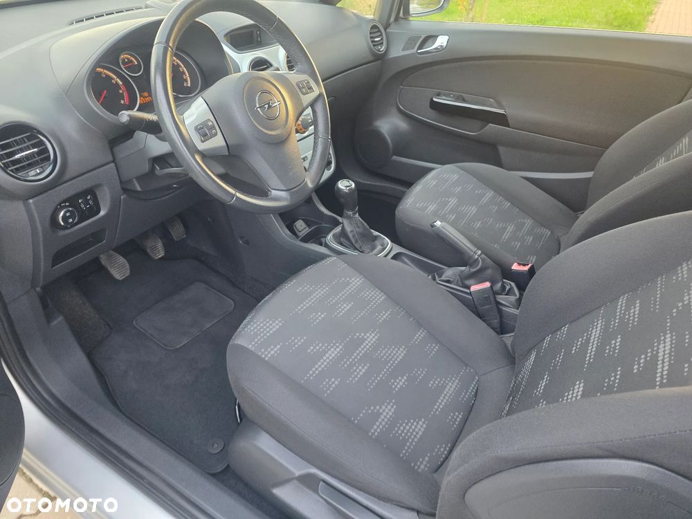 Opel Corsa - 15