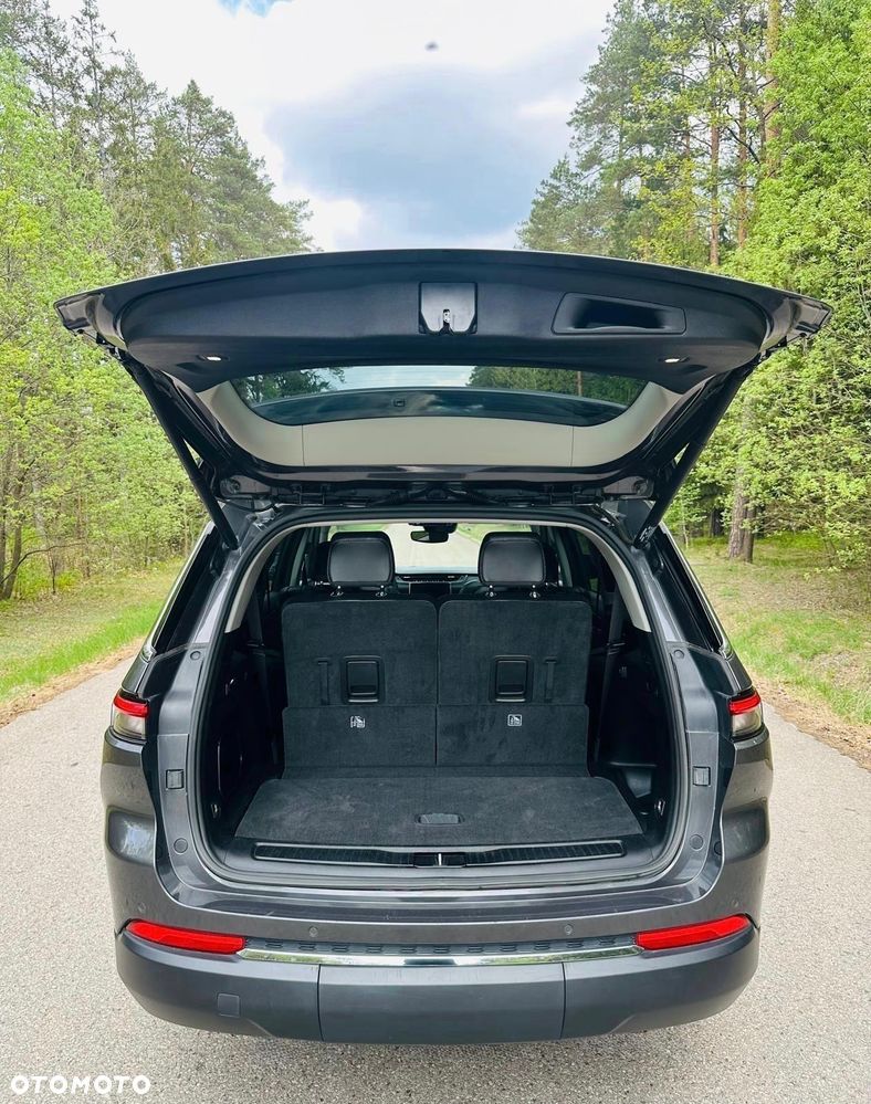 Jeep Grand Cherokee - 15