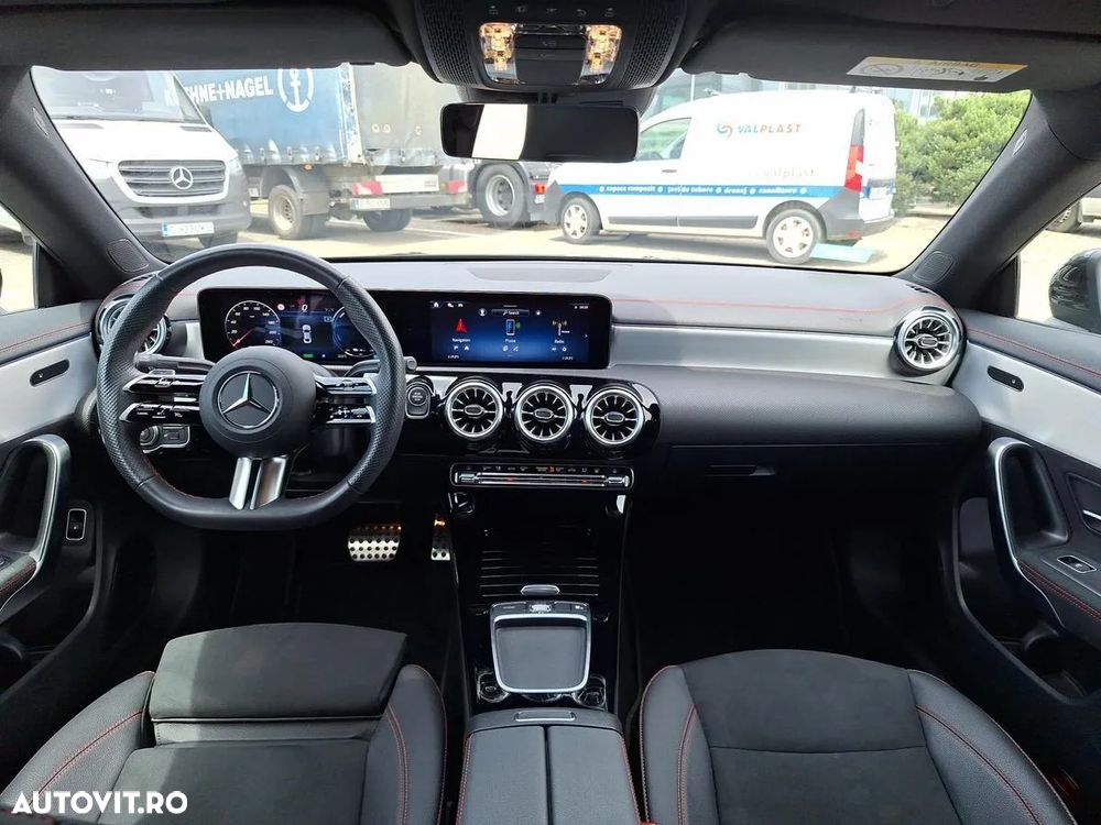 Mercedes-Benz CLA 250 e Coupe - 11
