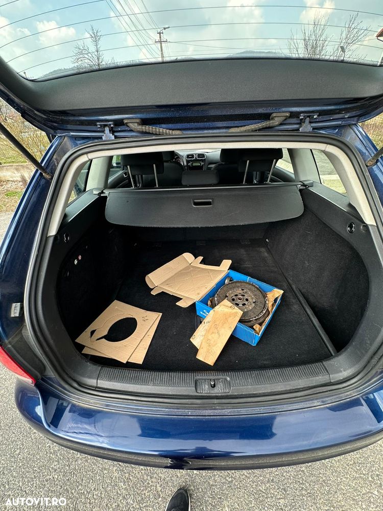 Volkswagen Golf 1.6 TDI DPF Team - 7