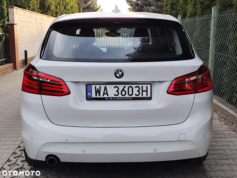 BMW Seria 2 216d - 7