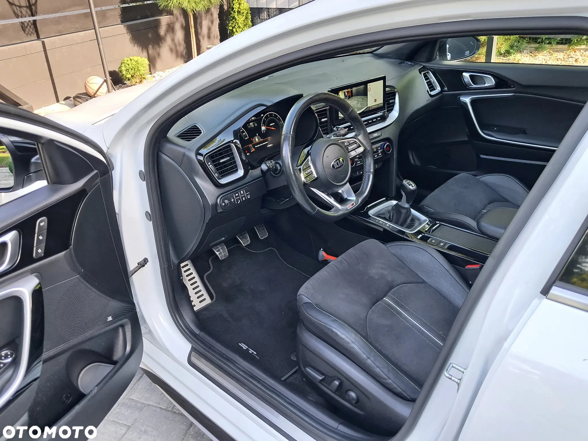 Kia ProCeed 1.5 T-GDI GT Line - 15