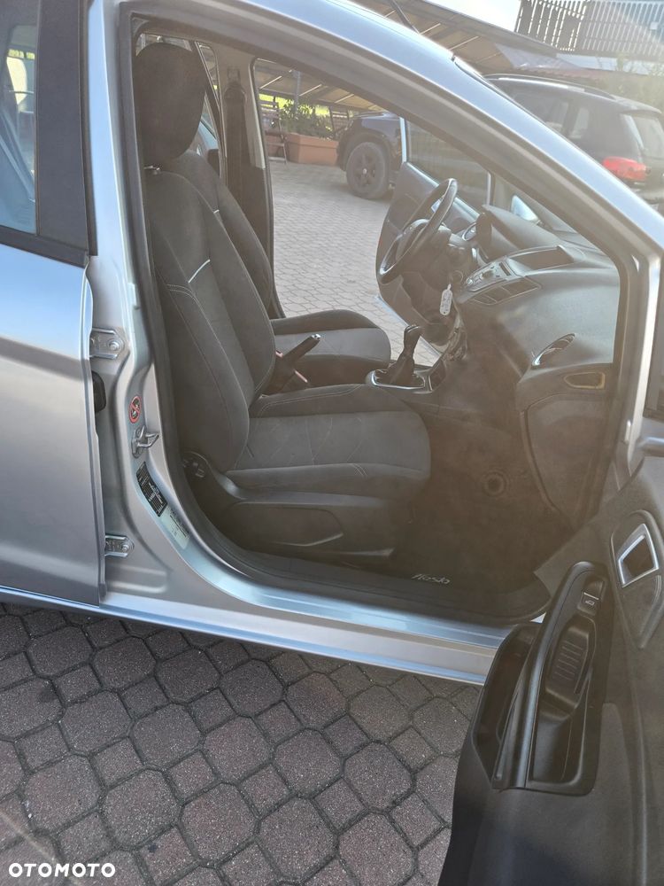 Ford Fiesta 1.4 Champions Edition - 14