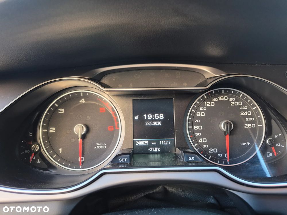 Audi A4 Avant 2.0 TDI DPF S line Sportpaket - 9
