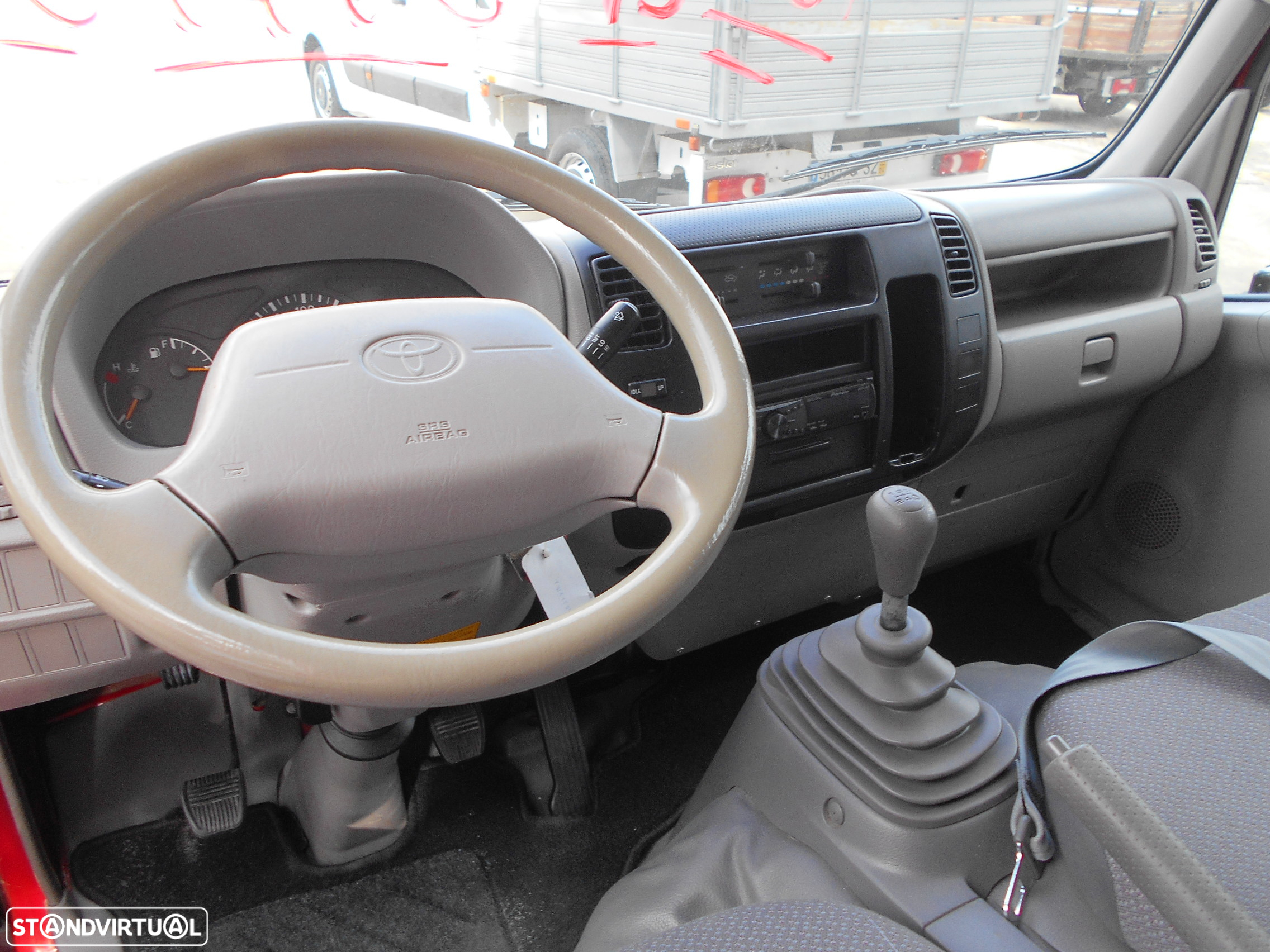 Toyota DYNA 3.0 136CV CONTENTOR E PLATAFORMA - 14