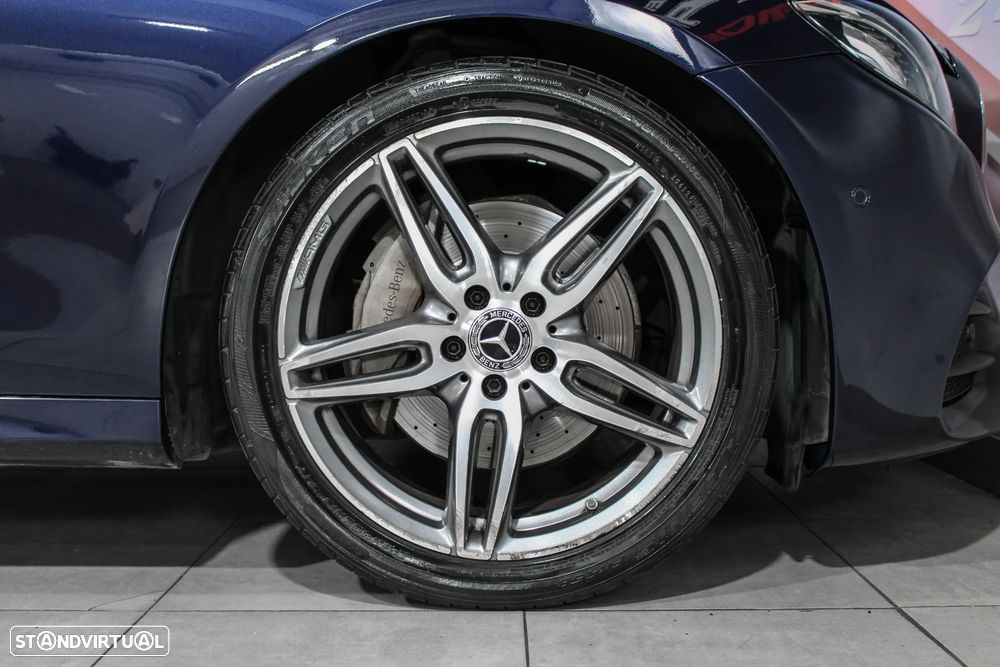 Mercedes-Benz E 220 d AMG — fotografia 16