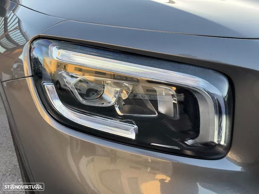 Mercedes-Benz GLB 200 - 50