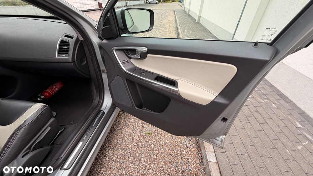 Volvo XC 60 D4 Drive-E Summum - 21