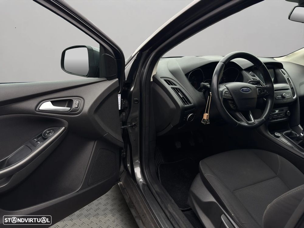 Ford Focus SW 1.5 TDCi Titanium - 22