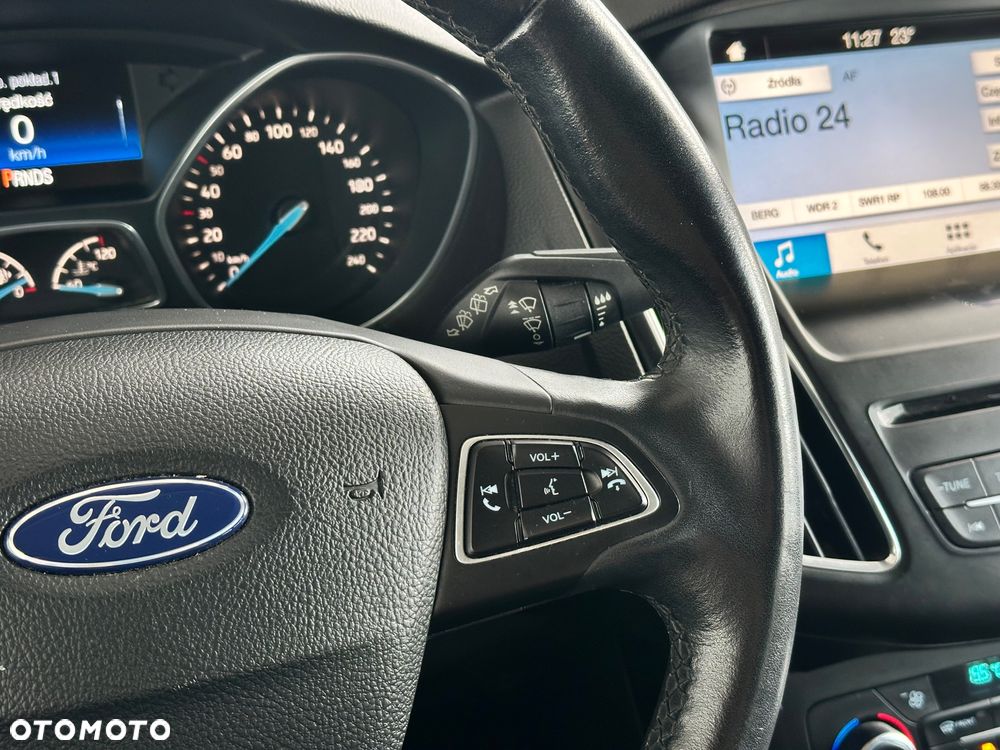 Ford Focus SW - 27