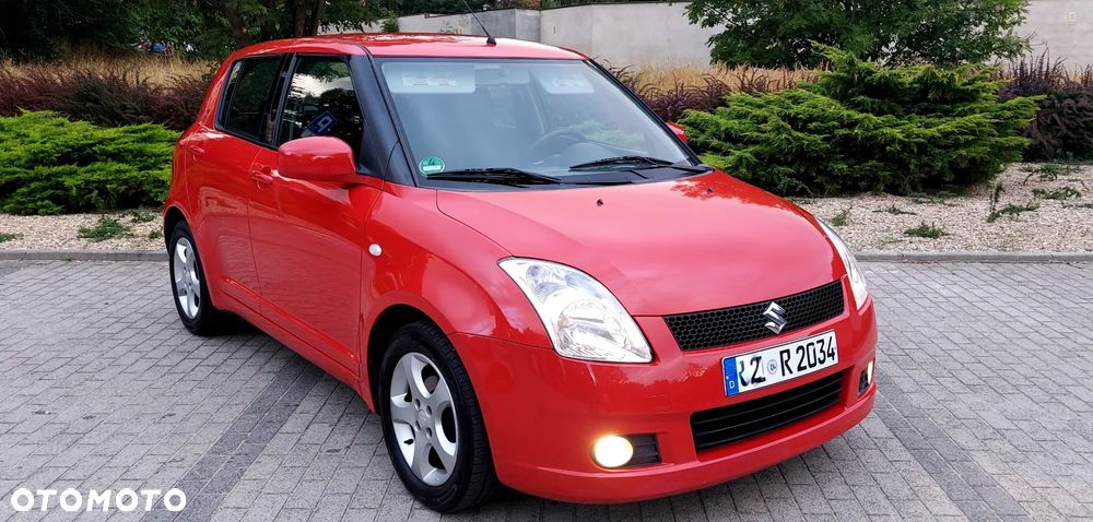 Suzuki Swift 1.3 Limited 25 - 23