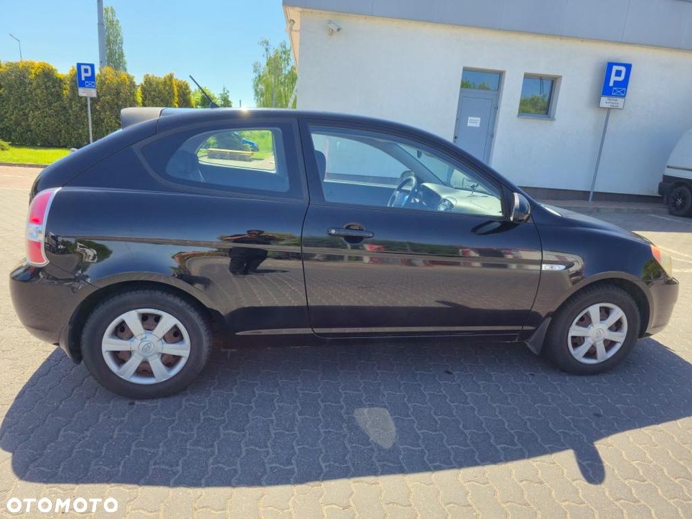 Hyundai Accent 1.4 Comfort - 6