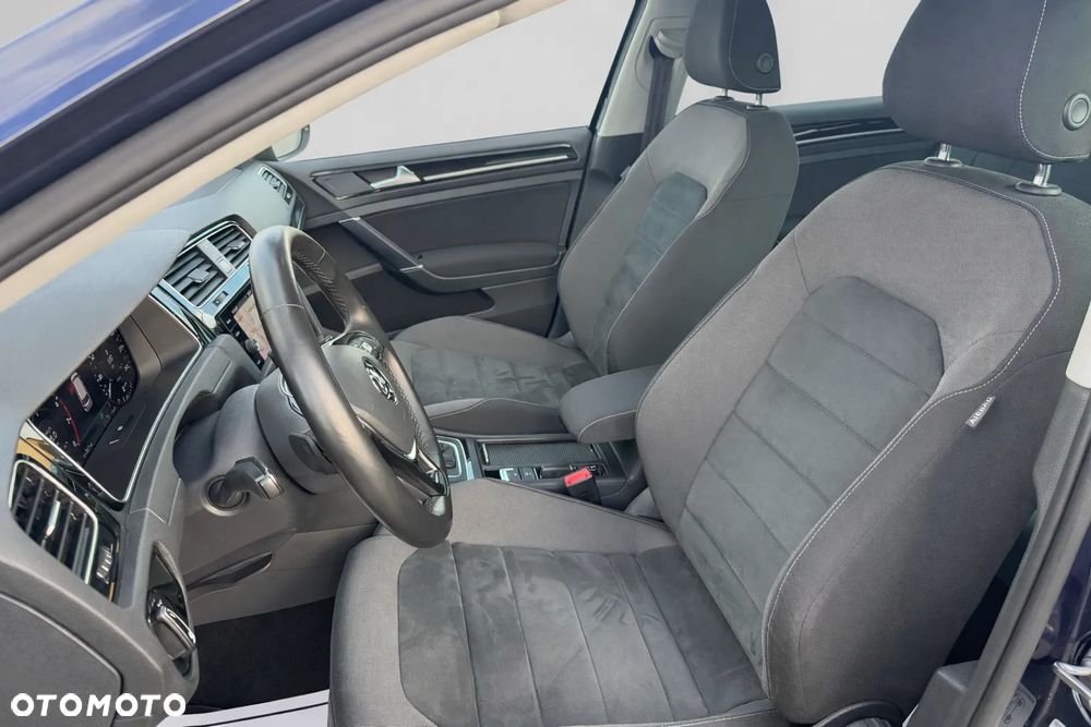 Volkswagen Golf 1.5 TSI BMT Evo Highline DSG - 24