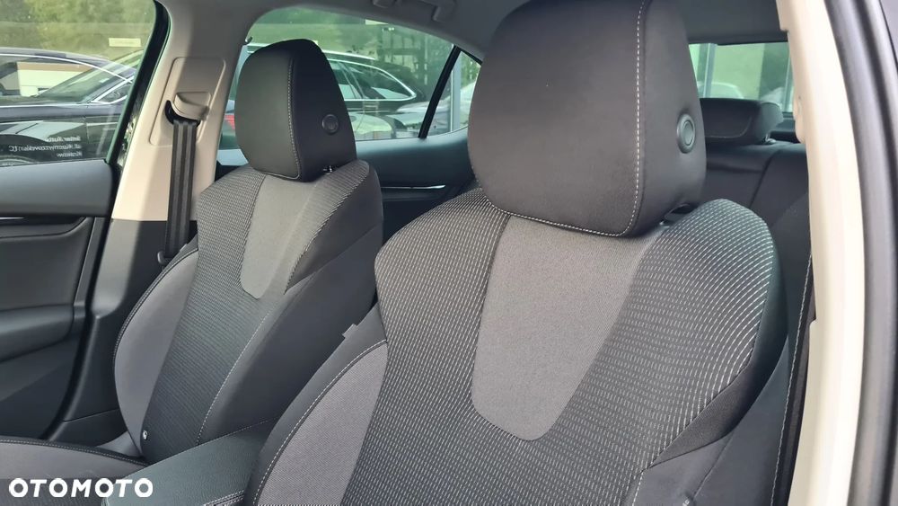 Skoda Octavia 1.5 TSI mHEV Edition 130 Selection DSG - 14