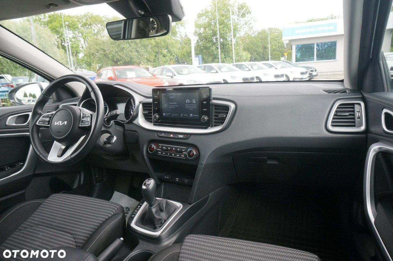 Kia Ceed 1.5 T-GDI M - 17