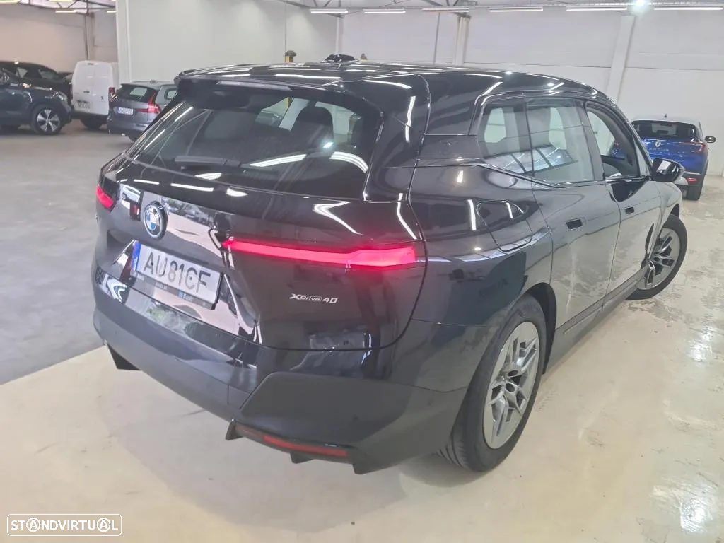 BMW iX xDrive 40 - 3