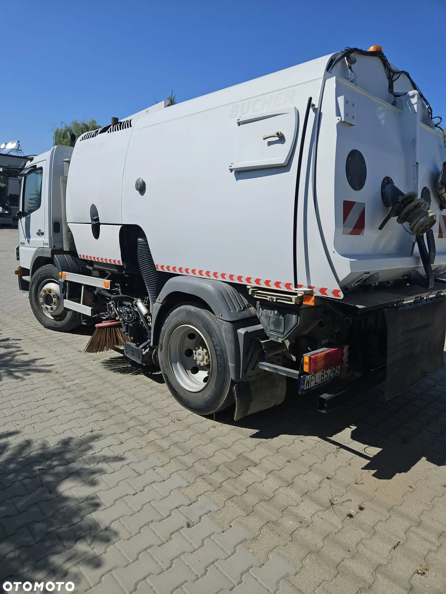 Mercedes-Benz ATEGO - 17
