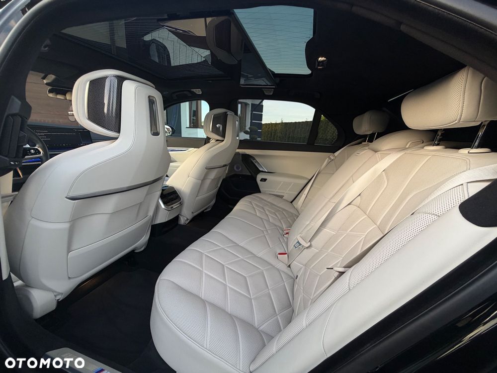 BMW Seria 7 740d xDrive - 12