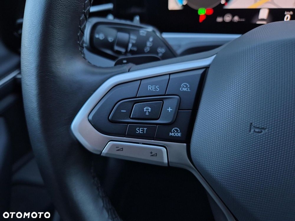 Volkswagen Passat Variant 2.0 TDI SCR Elegance DSG - 21