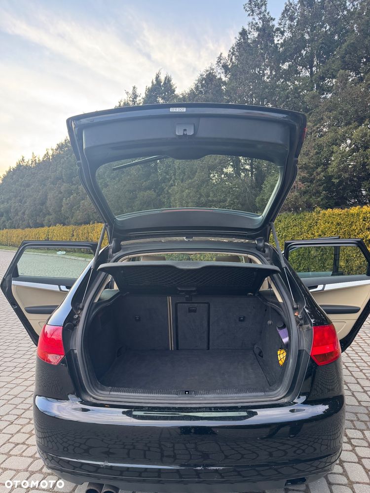 Audi A3 Sportback - 9