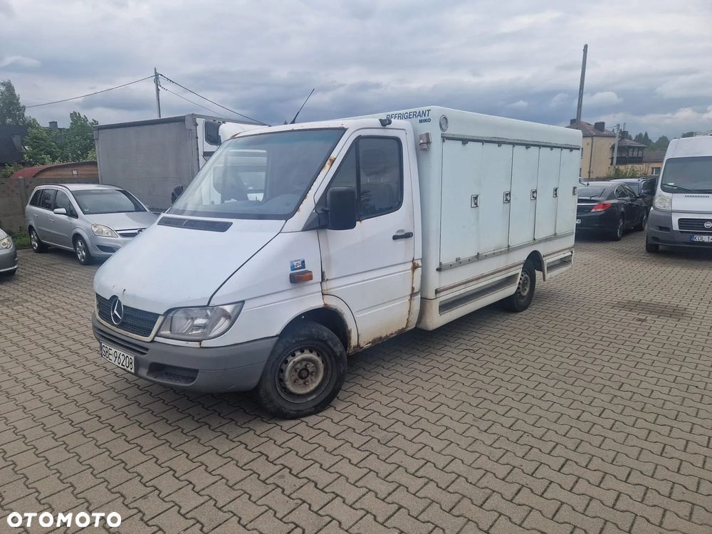 Mercedes-Benz sprinter - 1