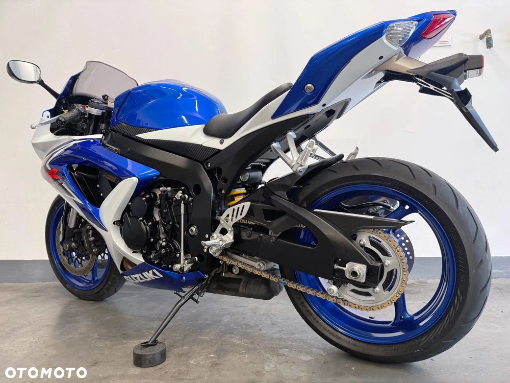 Suzuki GSX-R - 4