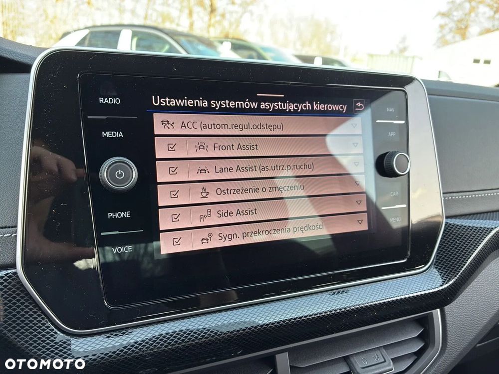 Volkswagen T-Cross - 20