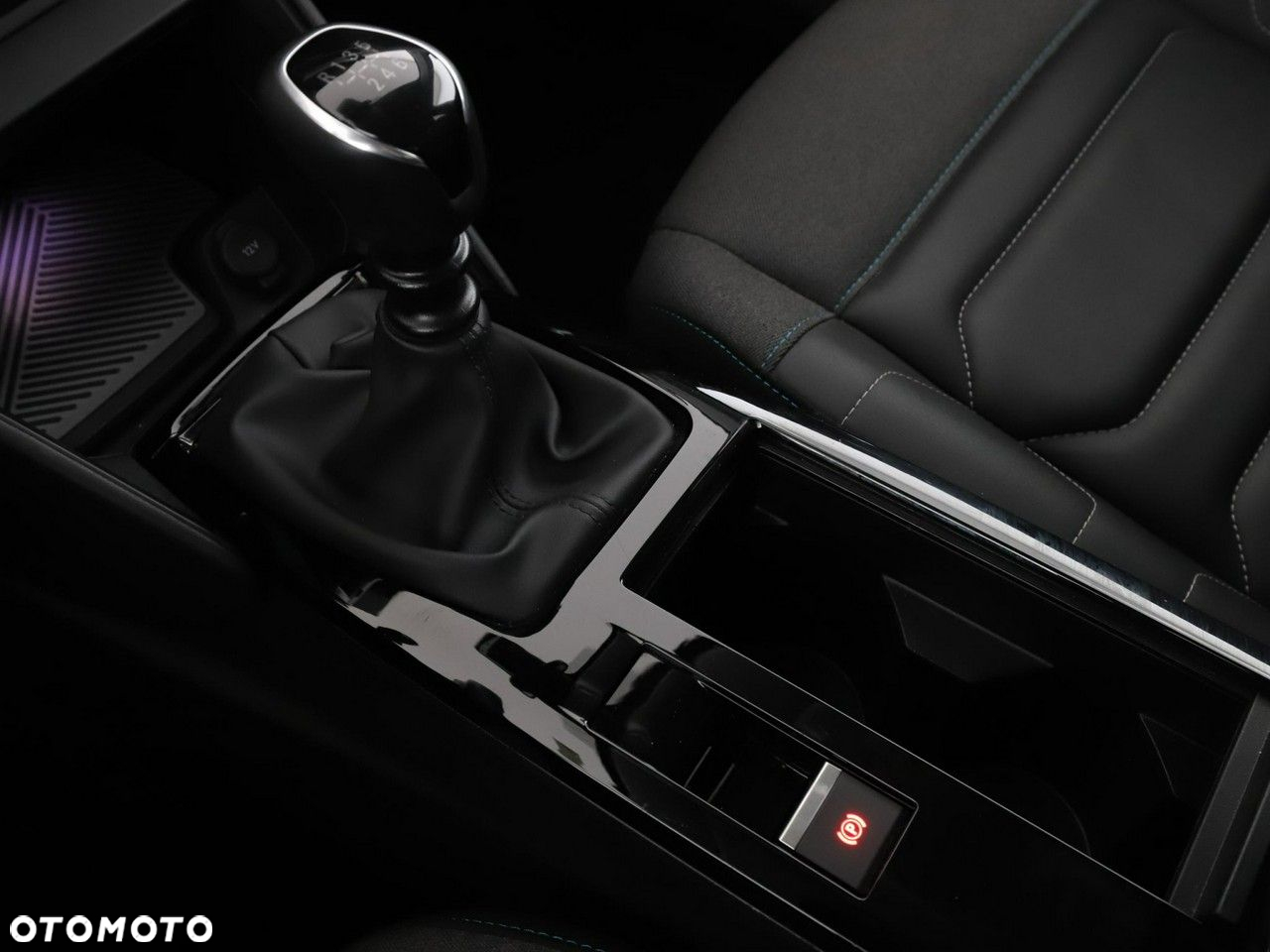 Citroën C4 1.2 PureTech Shine S&S - 32