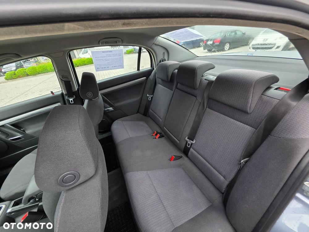 Opel Vectra 1.9 CDTI DPF - 11