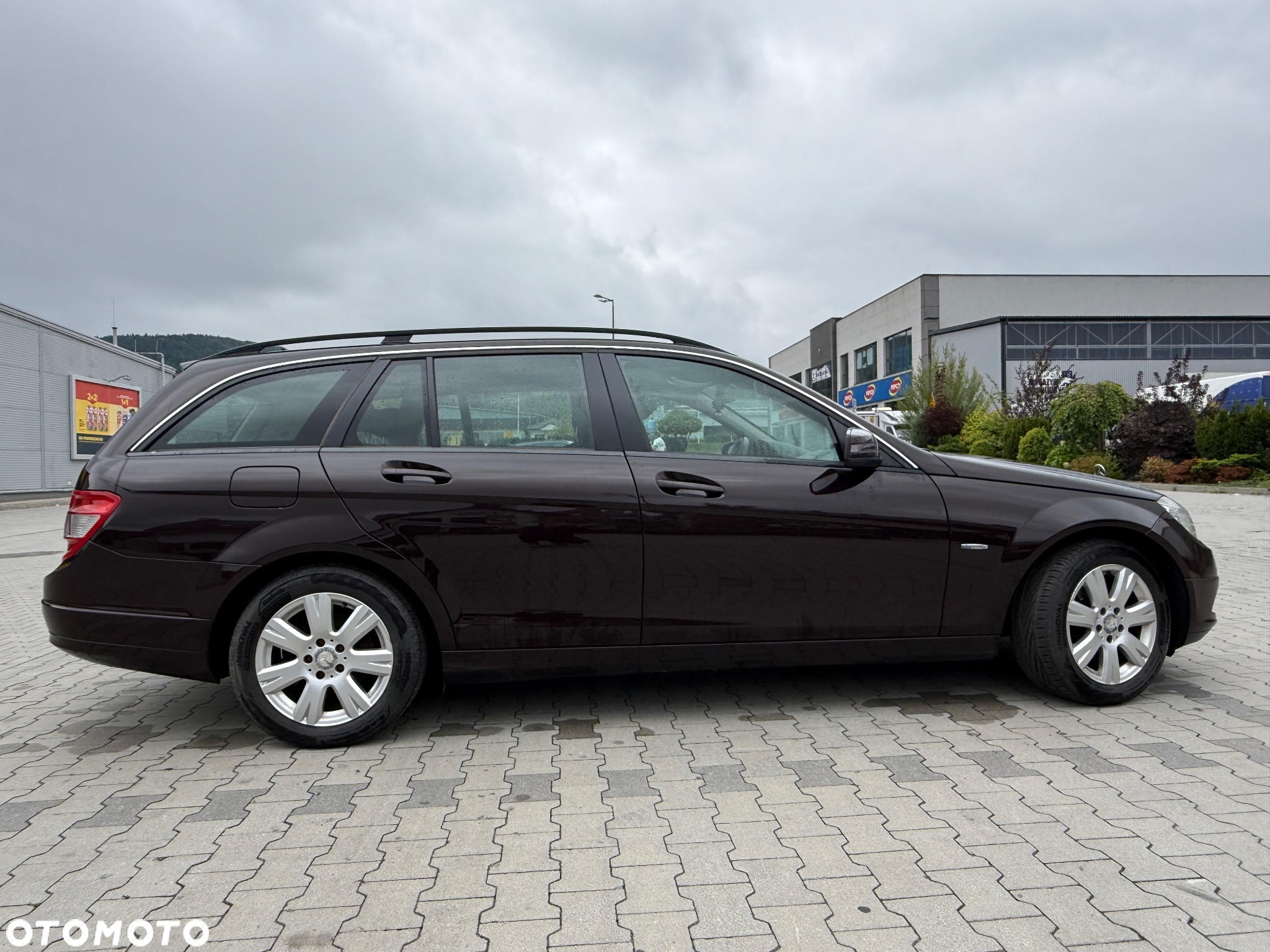 Mercedes-Benz Klasa C 180 T CDI DPF (BlueEFFICIENCY) - 4