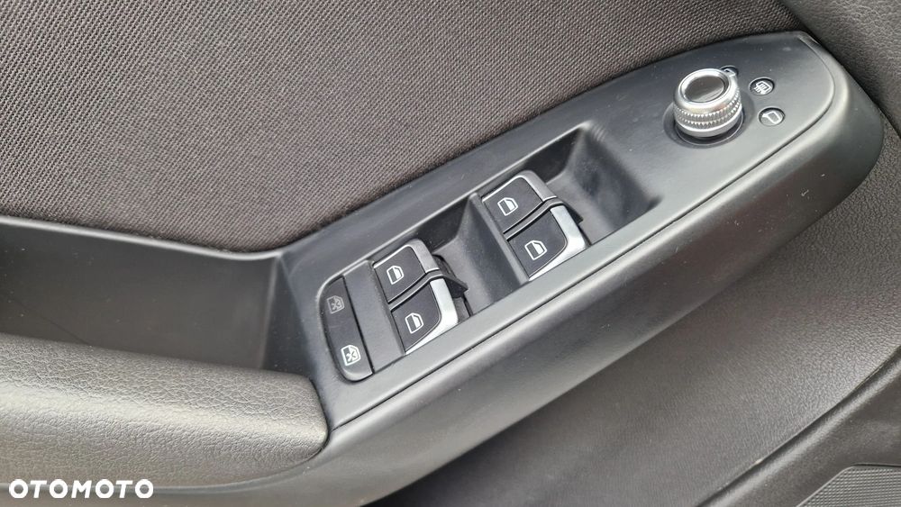 Audi A4 Avant 2.0 TDI ultra DPF Attraction - 10