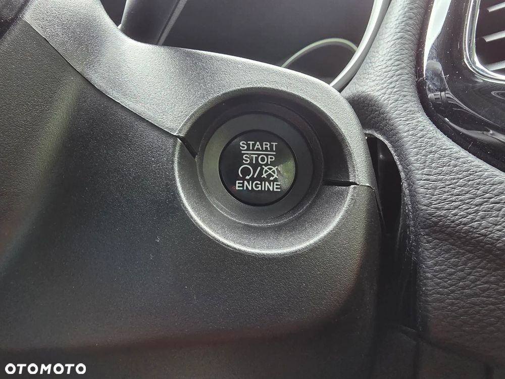 Jeep Compass 1.4 MultiAir Sport - 28