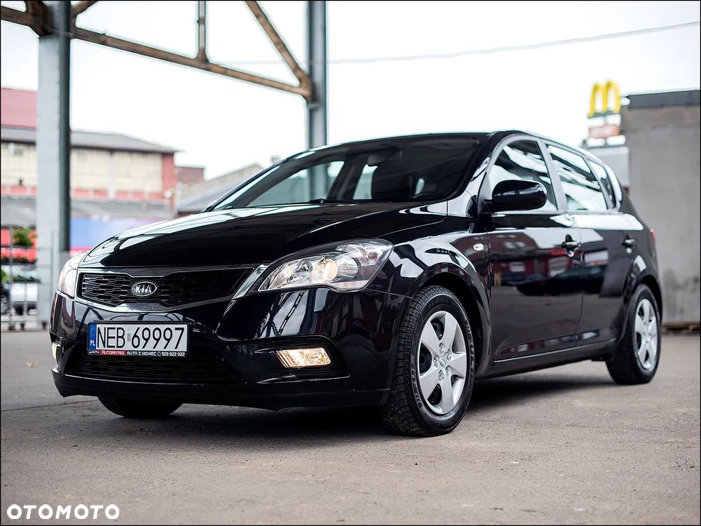 Kia Ceed - 6