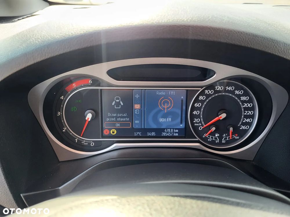 Ford S-Max 2.0 TDCi DPF Titanium MPS6 - 25