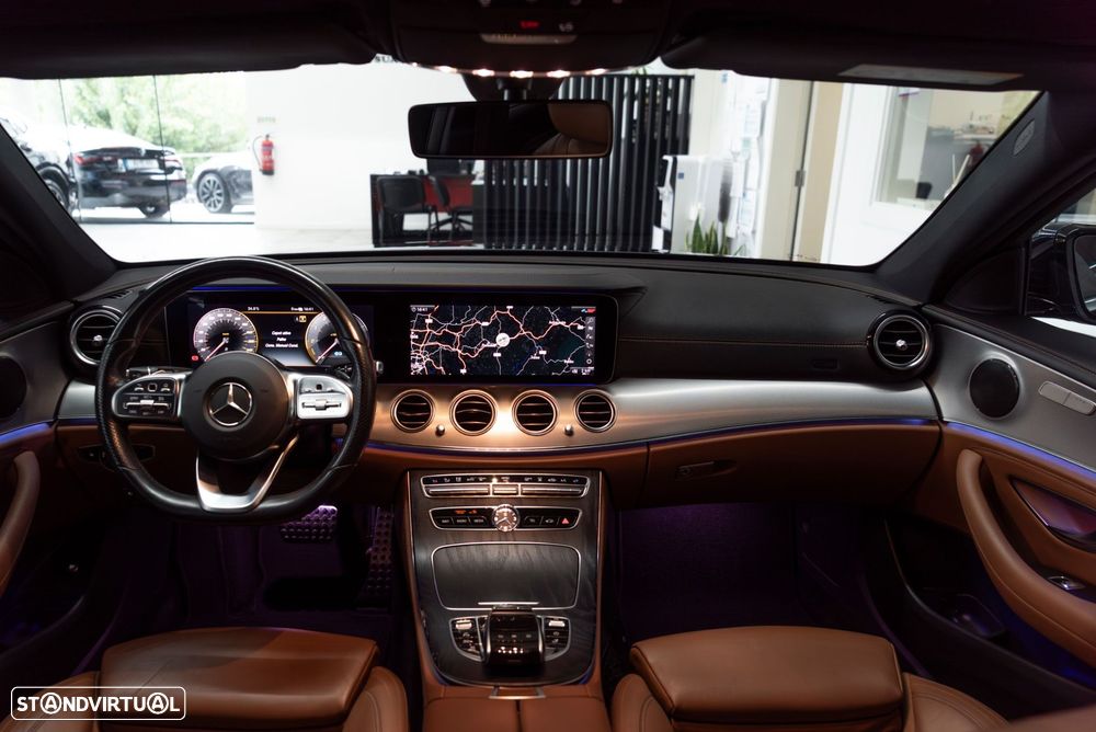 Mercedes-Benz E 300 de AMG Line - 12