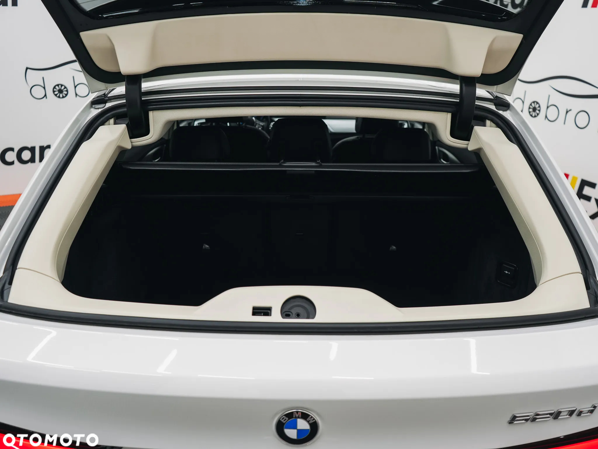 BMW Seria 5 520d Touring - 34
