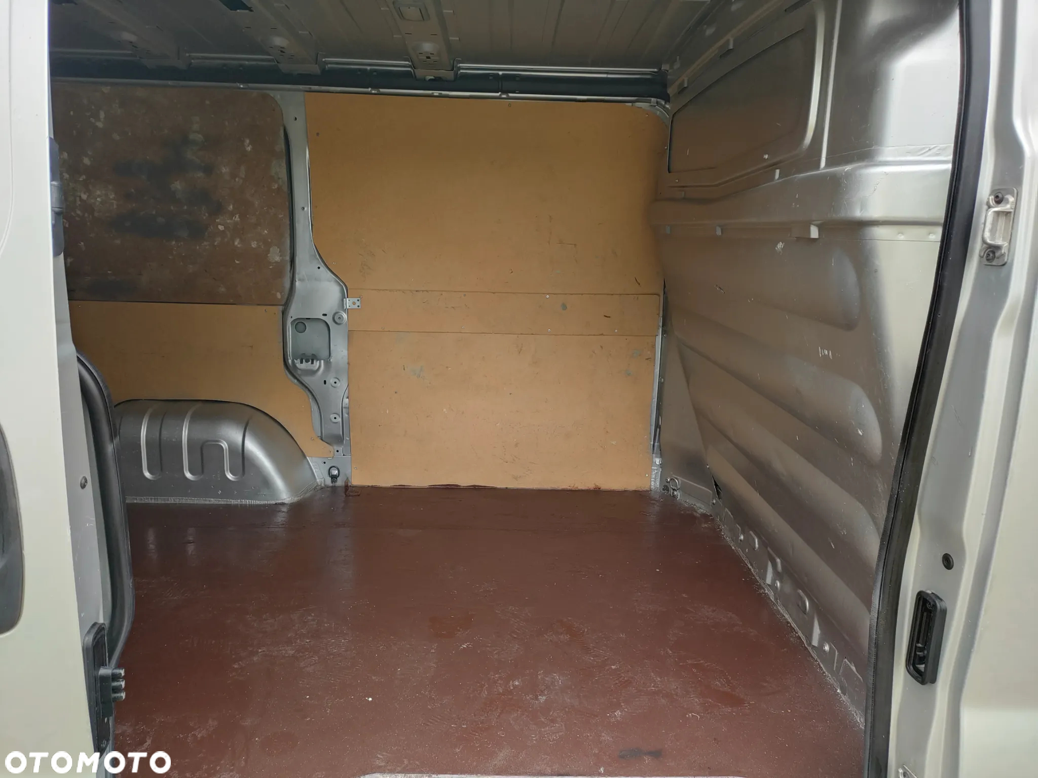 Opel Vivaro - 18