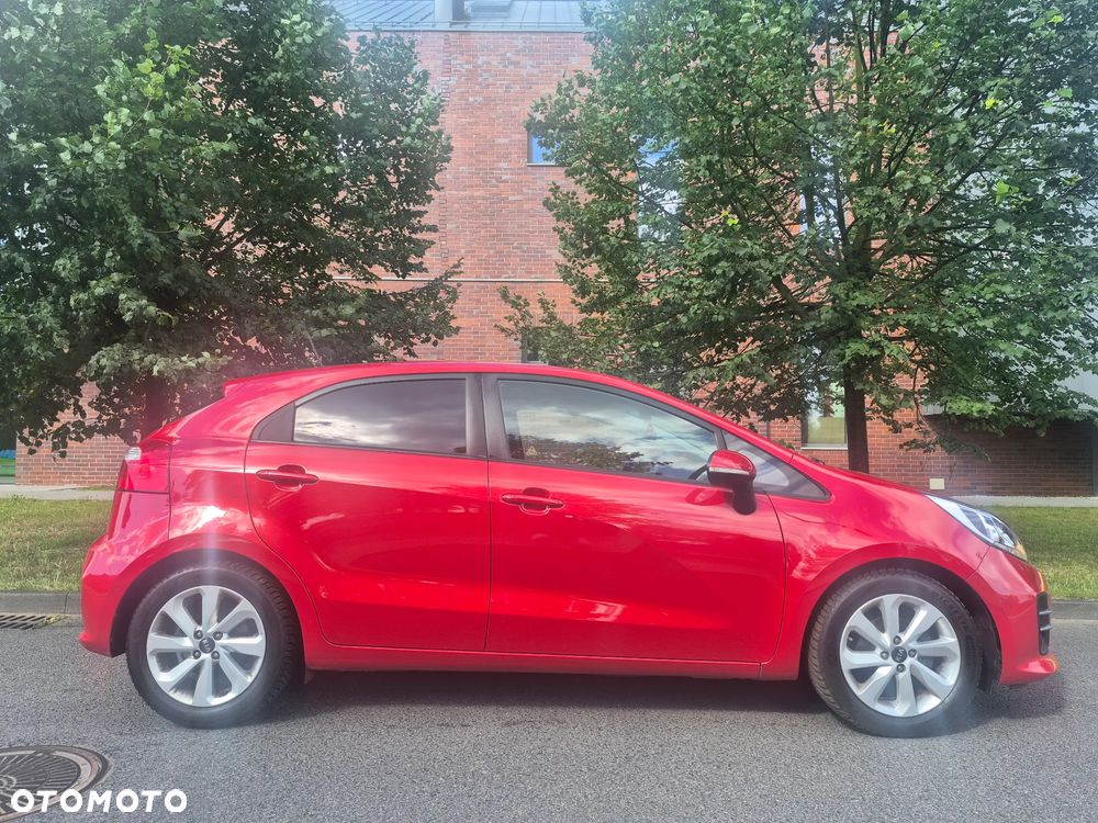 Kia Rio 1.2 Dream Team Edition - 9