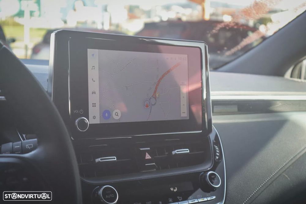 Toyota Corolla 1.8 Hybrid Exclusive - 12