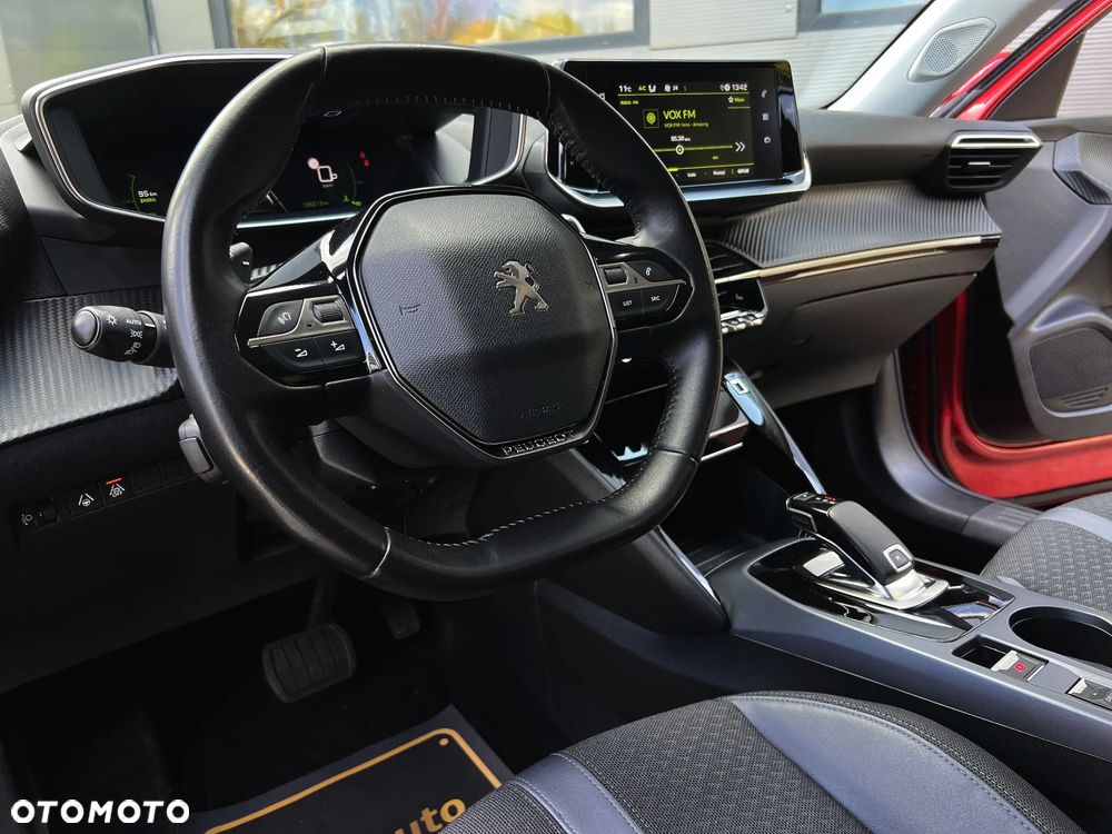 Peugeot 2008 1.5 BlueHDi Allure Pack S&S EAT8 - 21