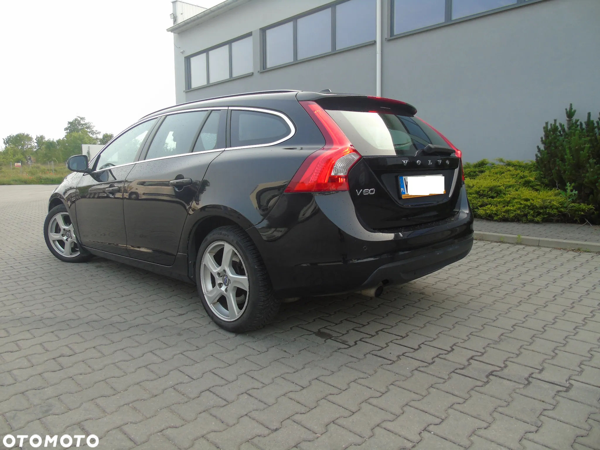 Volvo V60 D2 Summum - 17
