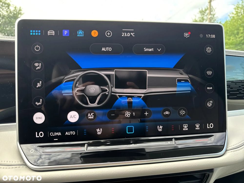 Volkswagen Passat 1.5 TSI ACT mHEV Elegance DSG - 20