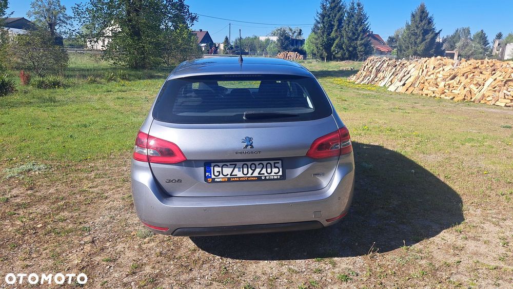 Peugeot 308 - 3