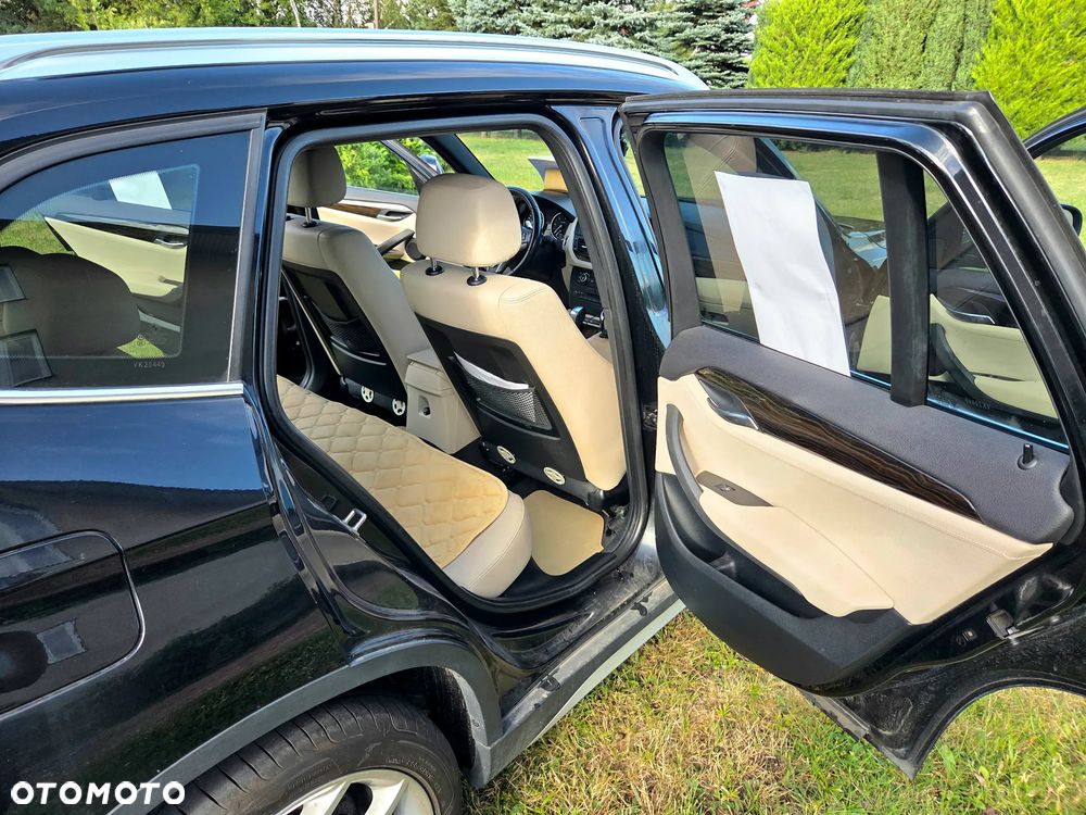 BMW X1 - 13