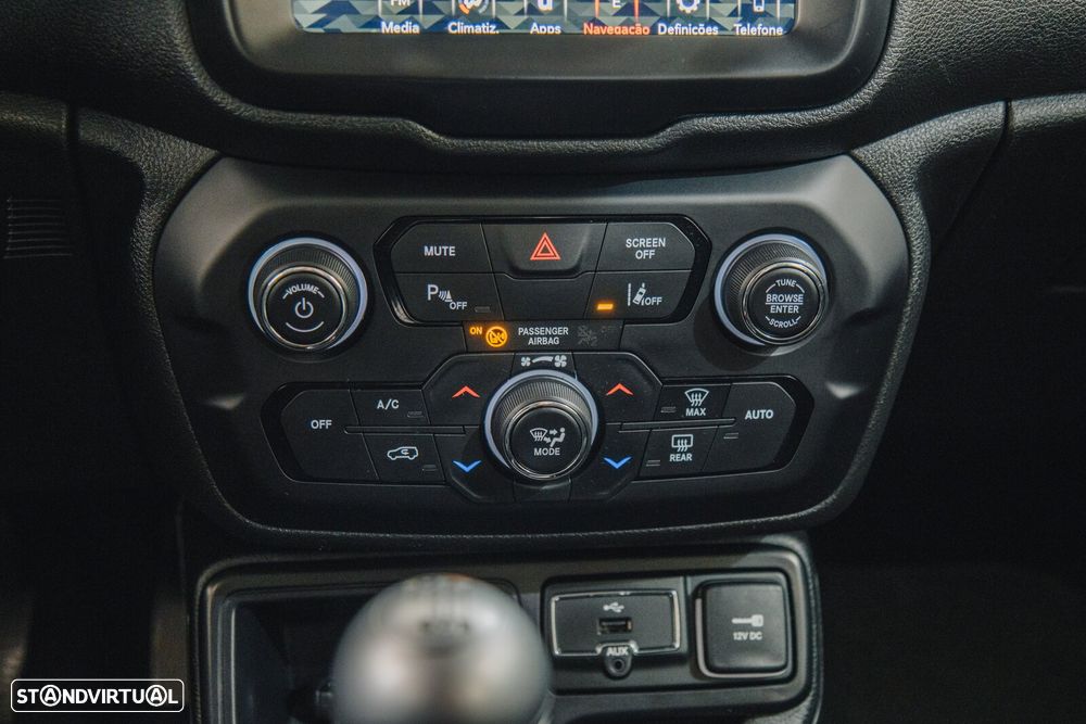 Jeep Renegade 1.0 T Night Eagle - 10