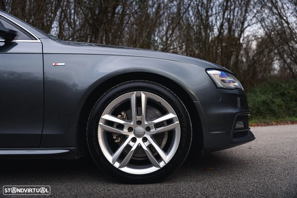 Audi A4 2.0 TDI DPF S line Sport Pack - 48